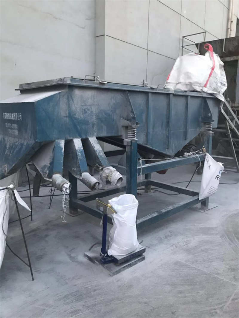 直線篩、螺旋輸送機(jī)客戶使用現(xiàn)場(chǎng)